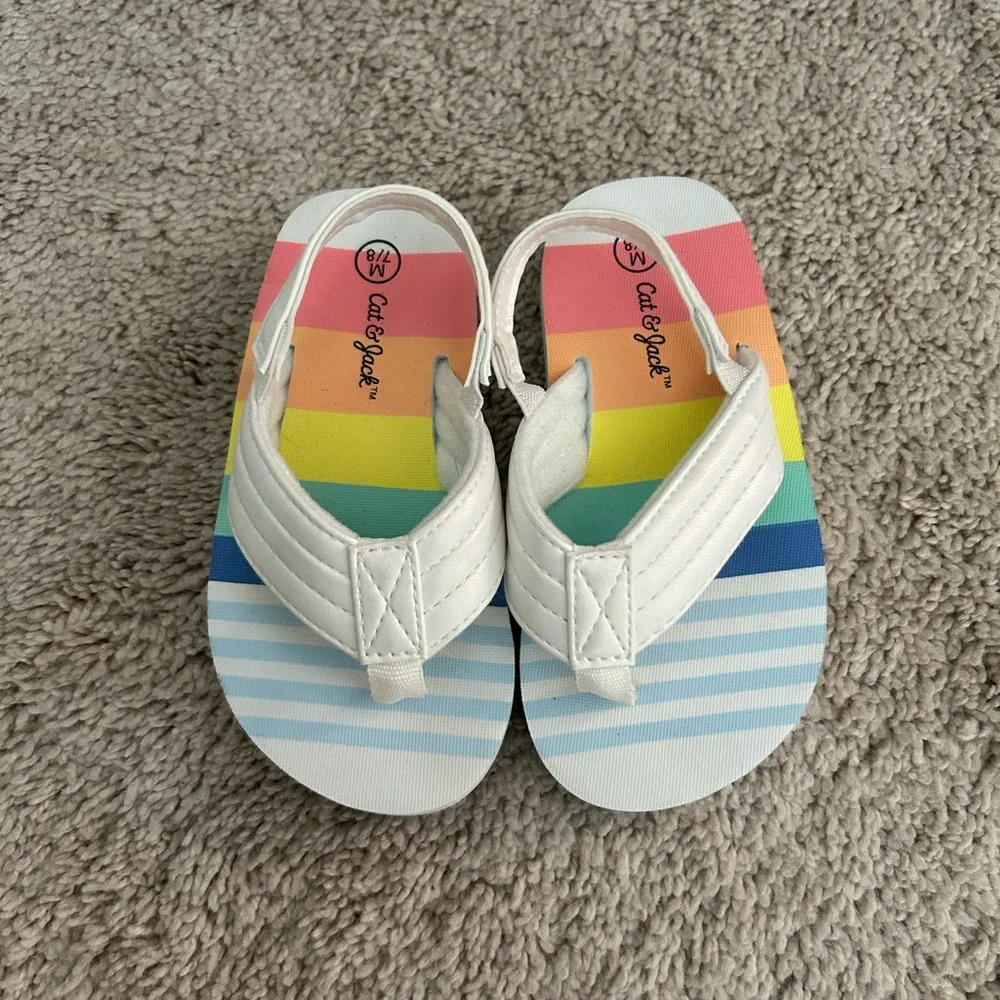 Toddler Cat & Jack flip flops in size 7/8. Only worn once